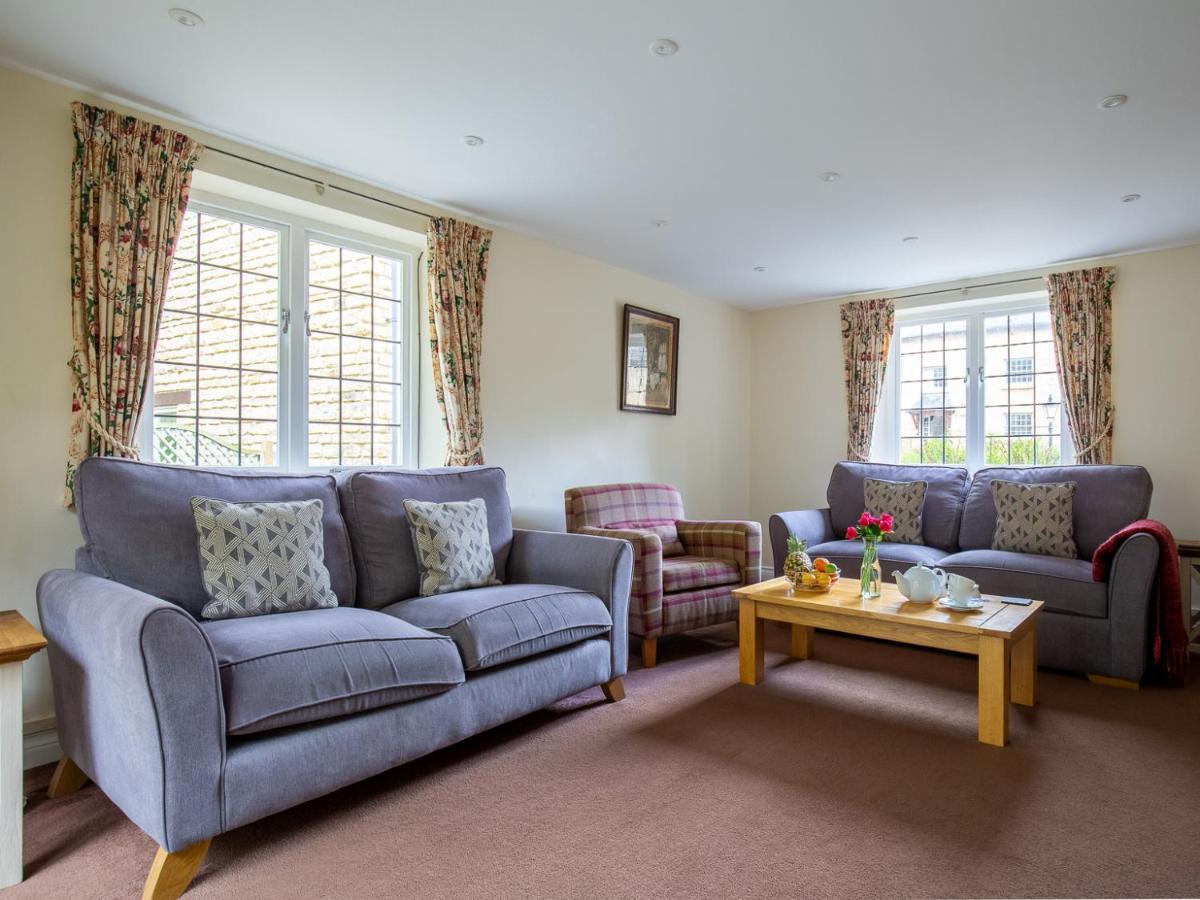 Emma Dent Villa Winchcombe Exterior photo